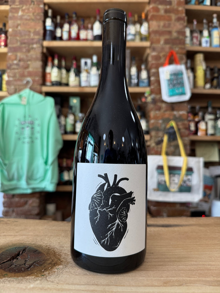 Vin Noé, Amour Vache Beaujolais (2024) – Henry's Wine & Spirit